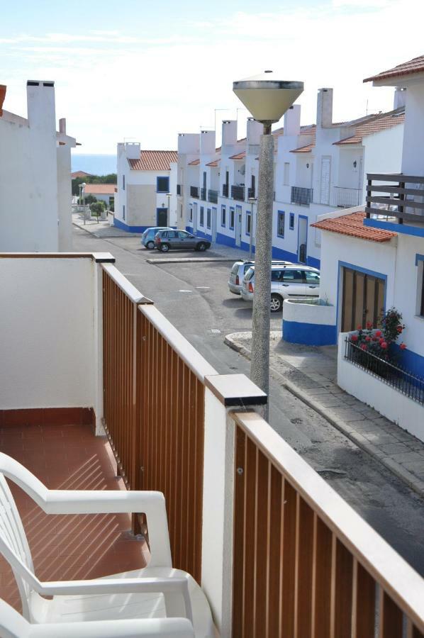 Apartamentos Campos 1 Porto Covo Exterior photo